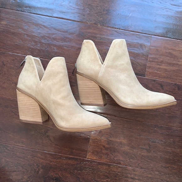 Steve Madden Alyse Tan Suede Booties 8.5 - Picture 3 of 8